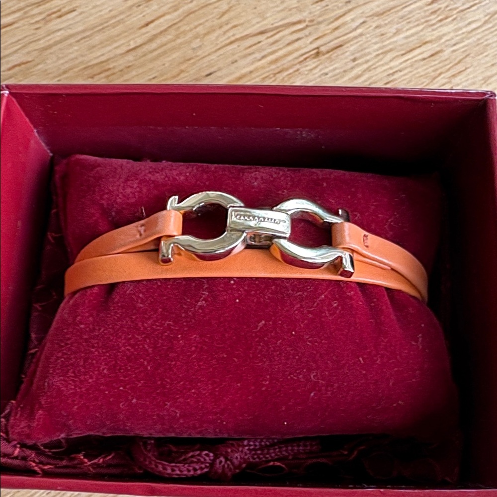 Salvatore Ferragamo Gancini Bracelet, 2 Rows, Orange Gold Leather, Plated.